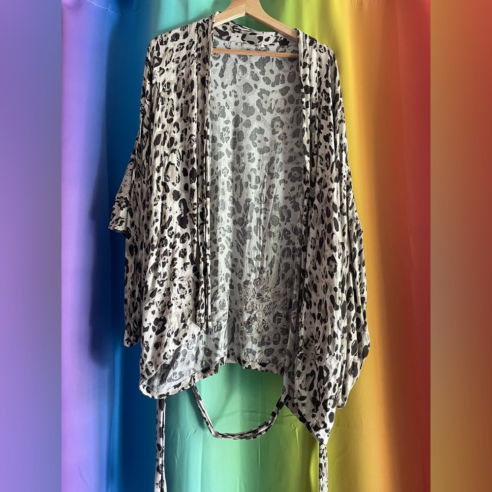Spell designs wild ones short kimono robe leopard
